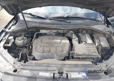 2018 Volkswagen Tiguan 2.0T Se/2.0T Sel z USA, uszkodzony, nr VIN 3VV3B7AX3JM015202